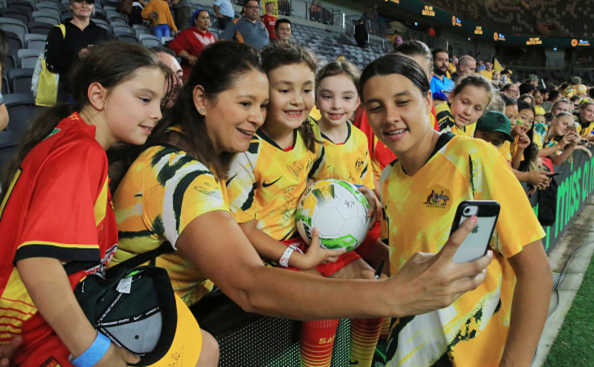 Sam Kerr - Who Is Sam Kerr The Australian Matildas Soccer Captain _ You ...