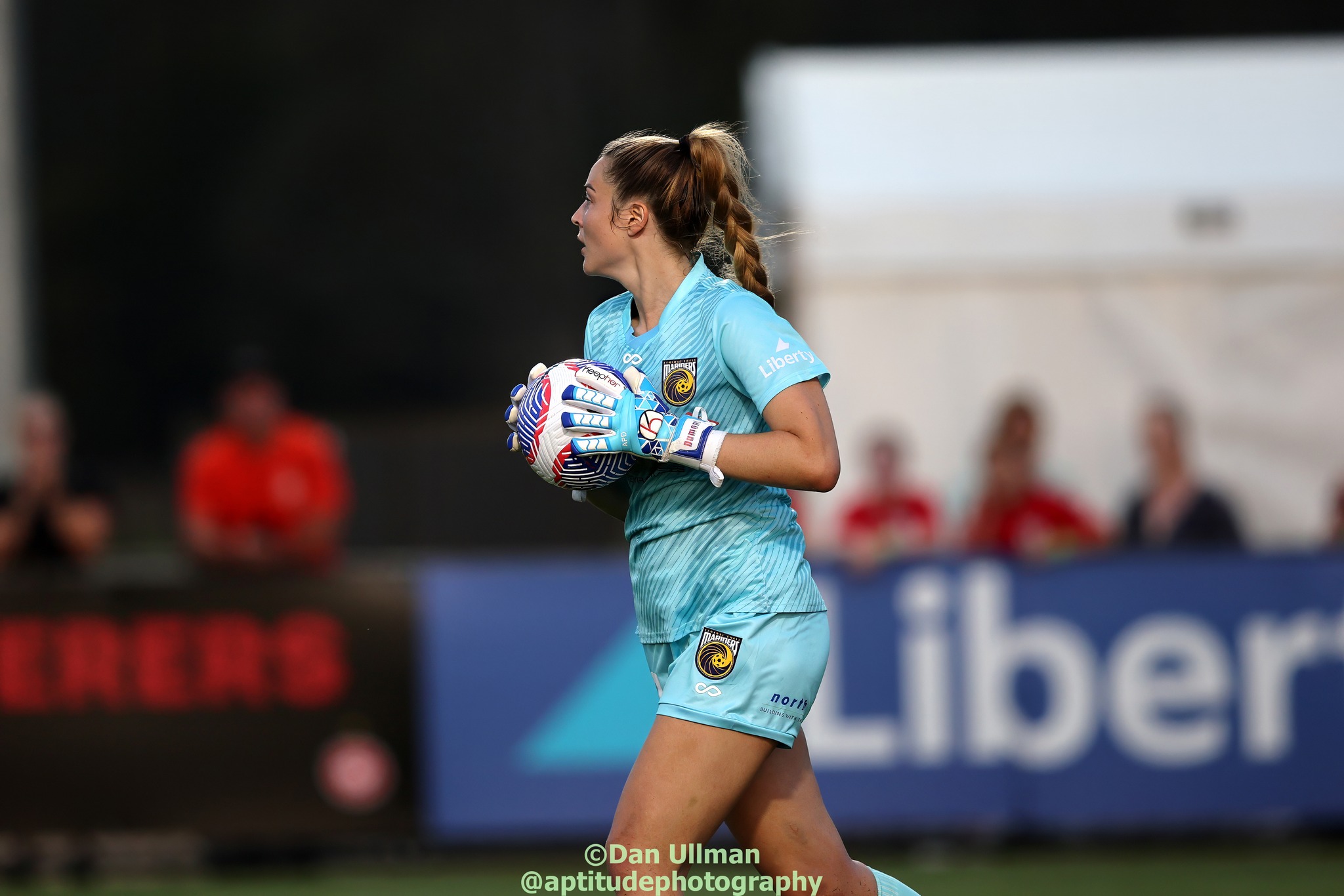 Central Coast Mariners goalkeeper Casey Dumont holds possession during the 2023-24 A-League Women game between Western Sydney Wanderers and the Mariners, played at Wanderers Football Park. Photo credit: Dan Ullman (Instagram - @aptitudephotography )