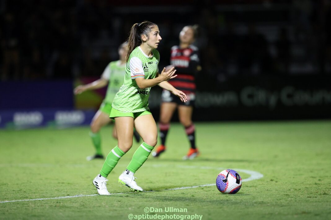 The newest Aussie SWPL star! Here is Emma Ilijoski playing for Canberra United, during a 2023-24 A-League Women game between Western Sydney Wanderers and Canberra, at Wanderers Football Park. Photo credit: Dan Ullman (Instagram - @aptitudephotography)